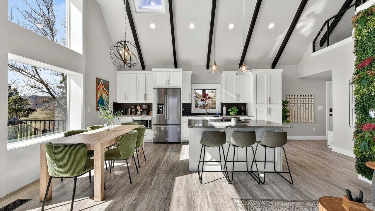 Photo of Kitchen in Garden City
