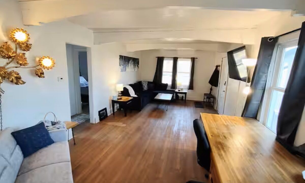 Photo of Livingroom in Shawnee