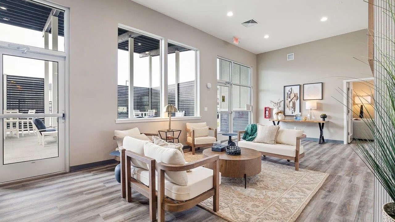 Photo of Livingroom in South Richland