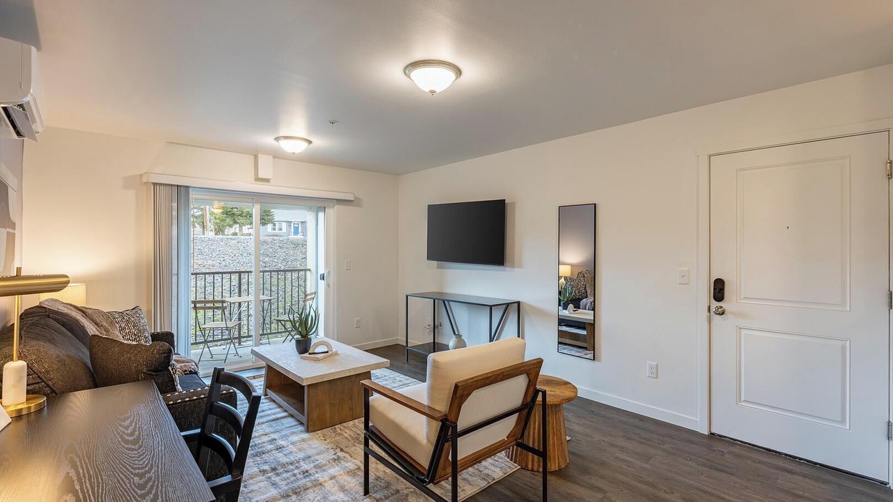 Photo of Livingroom in South Richland