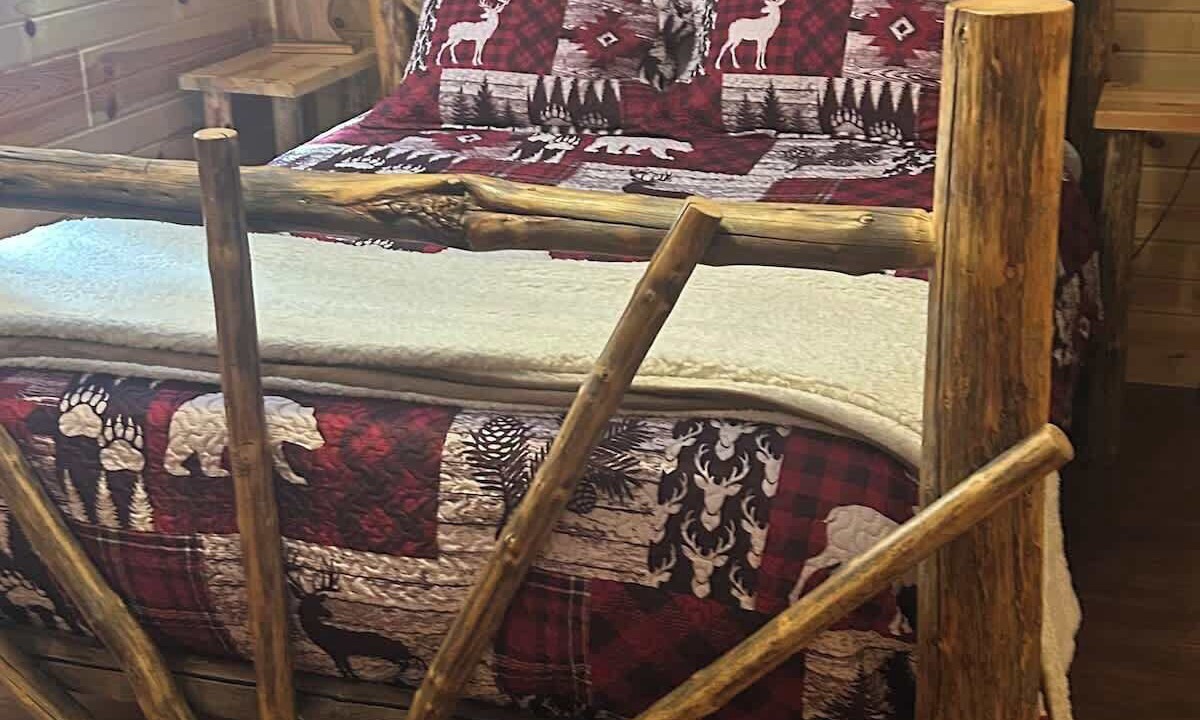 Photo of Bedroom in Cascade