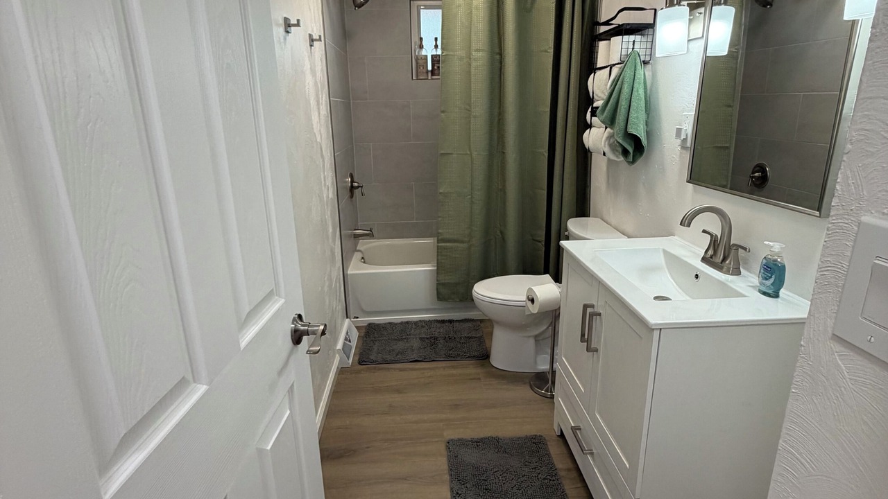 Photo of Bathroom in Kipling