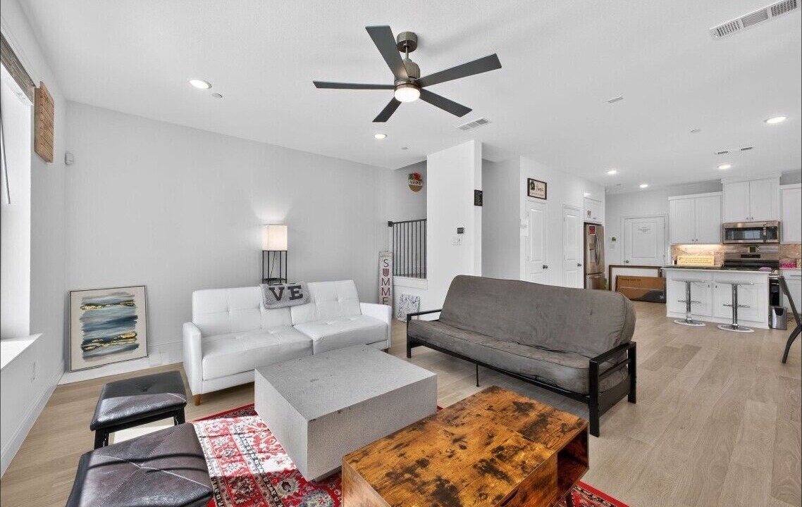 Photo of Livingroom in North Richland Hills