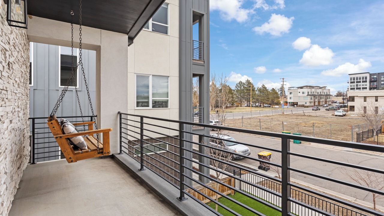 Photo of Patio Balcony in Englewood