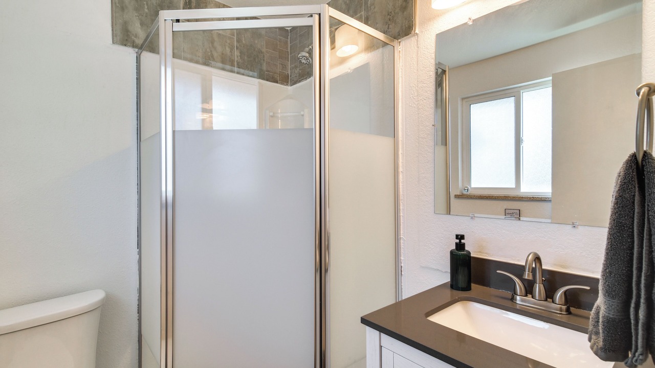 Photo of Bathroom in Lamar Heights Area