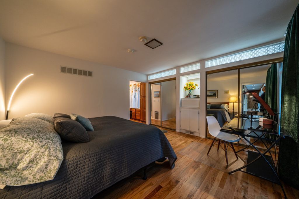 Photo of Bedroom in South Kansas City