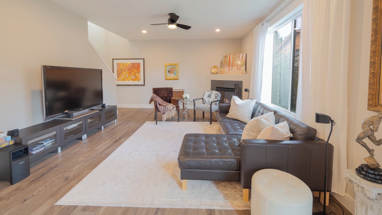 Photo of Livingroom in Astoria