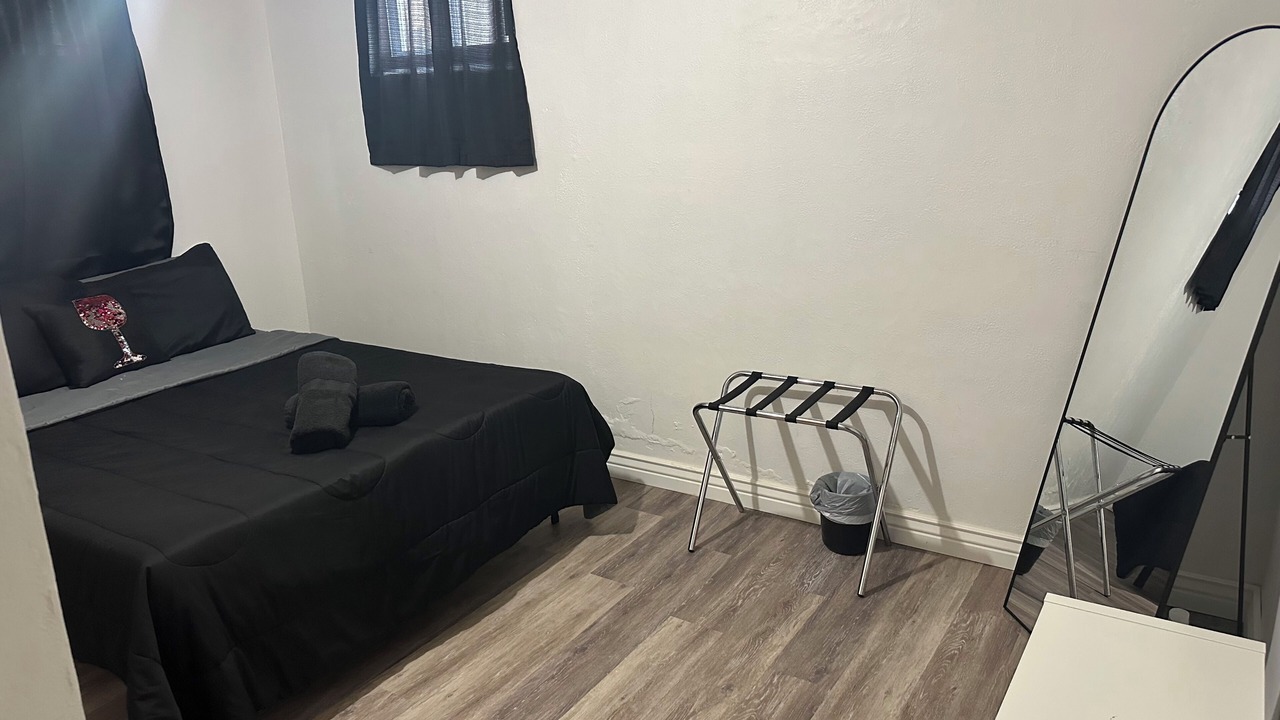 Photo of Bedroom in Englewood
