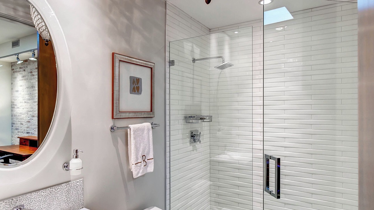 Photo of Bathroom in Lower Arapahoe