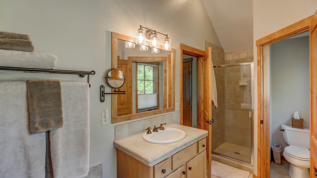 Photo of Bathroom in Tamarack Resort