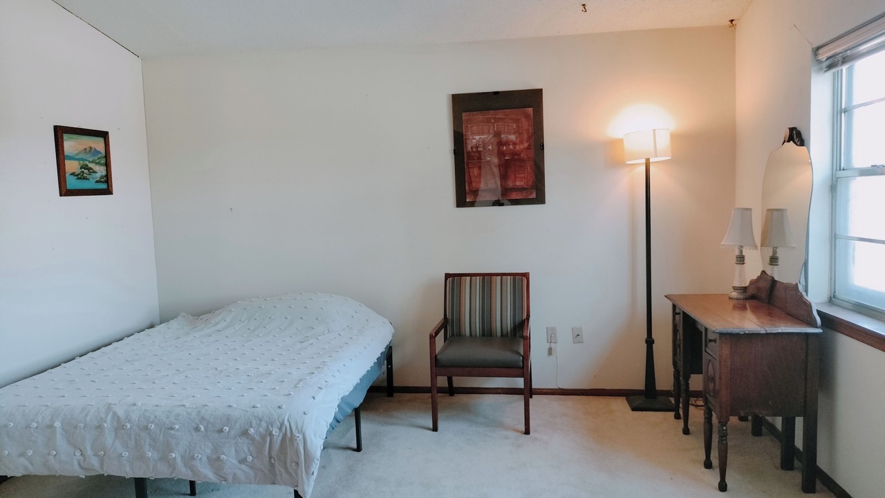Photo of Bedroom in Lawton