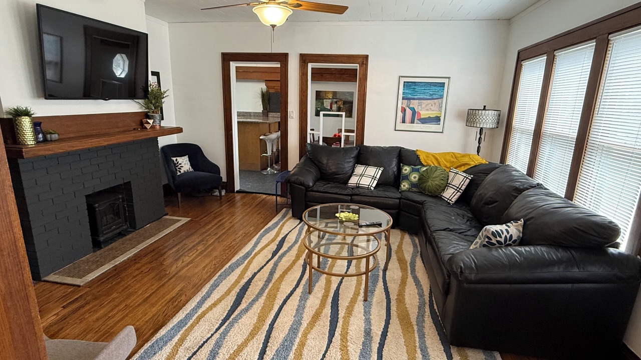 Photo of Livingroom in Des Moines