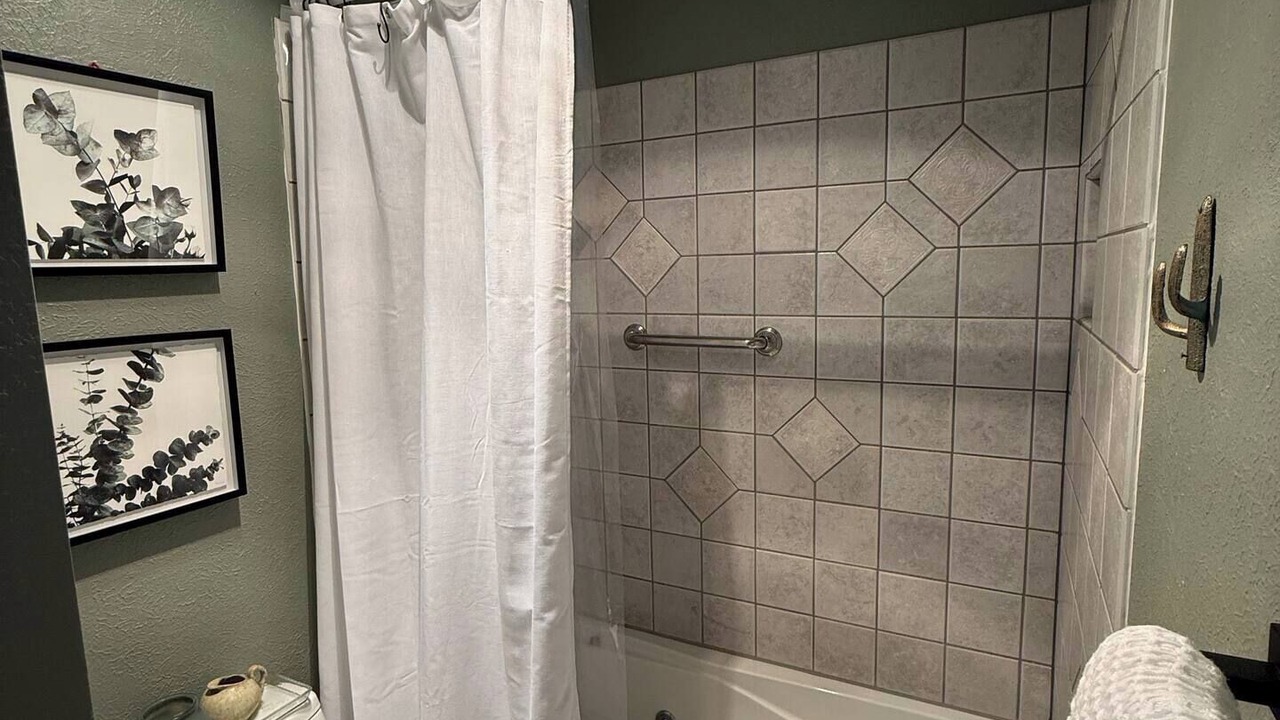 Photo of Bathroom in Northeast Heights