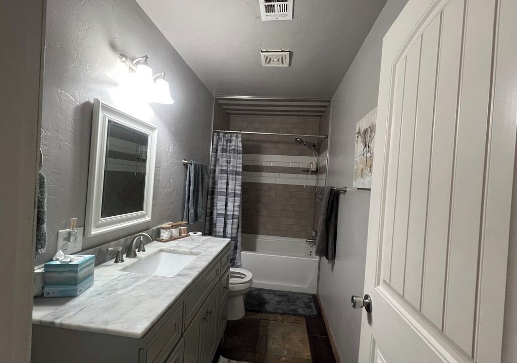 Photo of Bathroom in McAlester