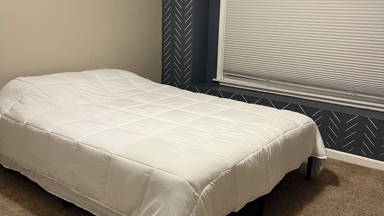 Photo of Bedroom in Lawrence