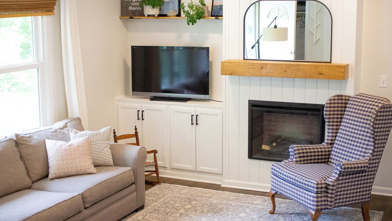 Photo of Livingroom in Lawrence