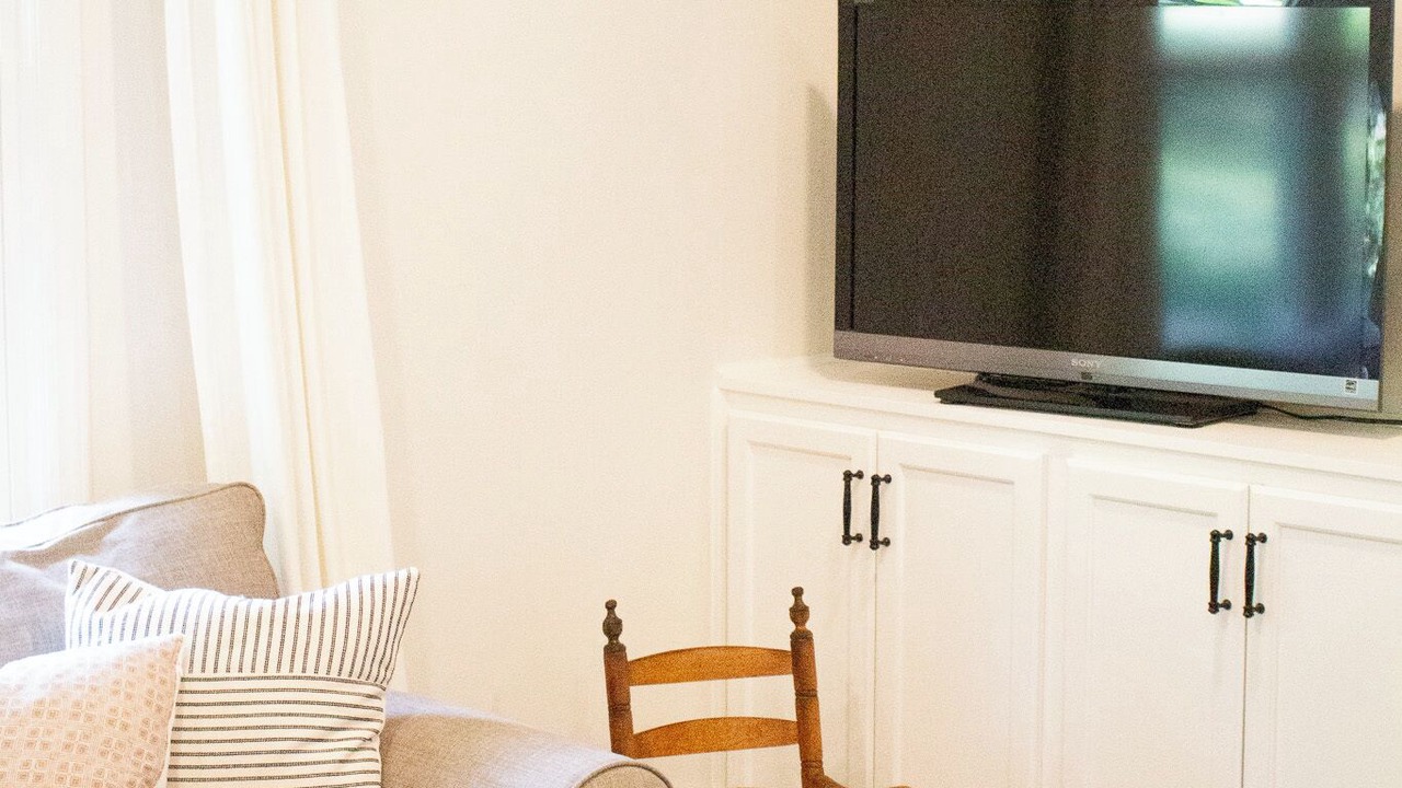 Photo of Livingroom in Lawrence
