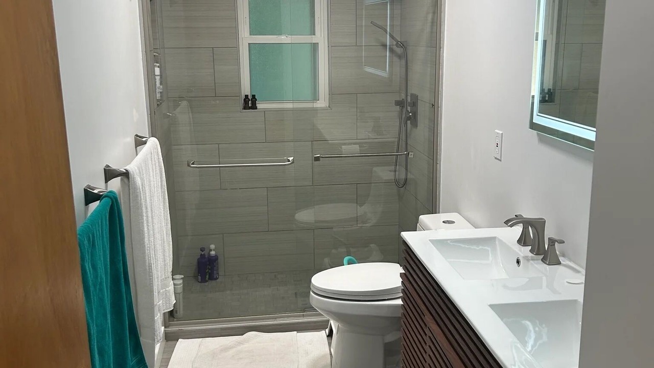 Photo of Bathroom in Interurban Park