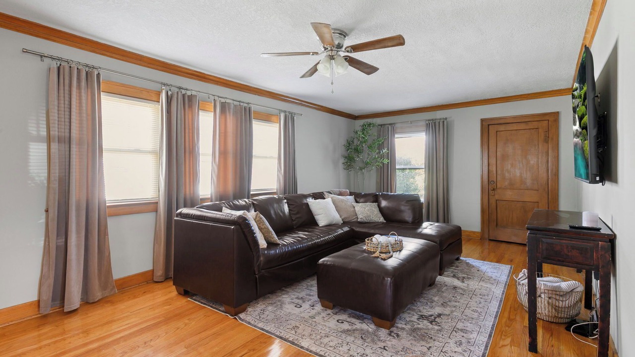 Photo of Livingroom in North Kansas City