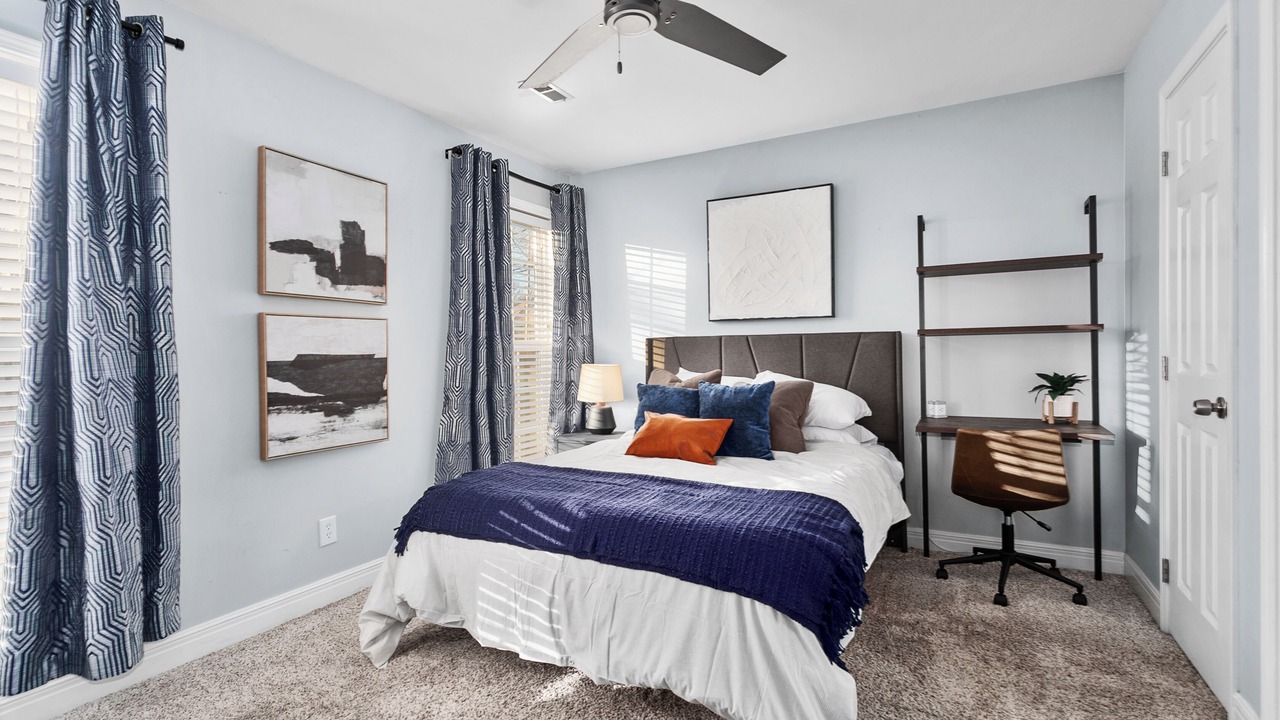 Photo of Bedroom in Shawnee
