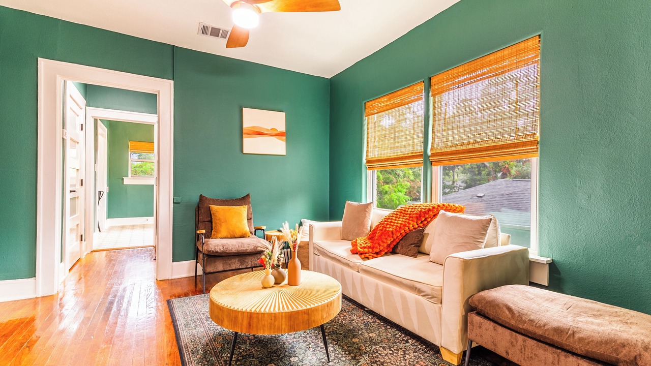 Photo of Livingroom in Oak Cliff