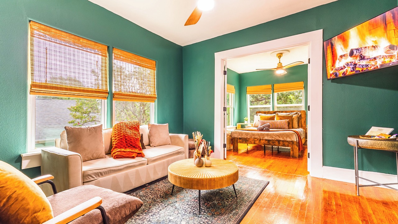Photo of Livingroom in Oak Cliff