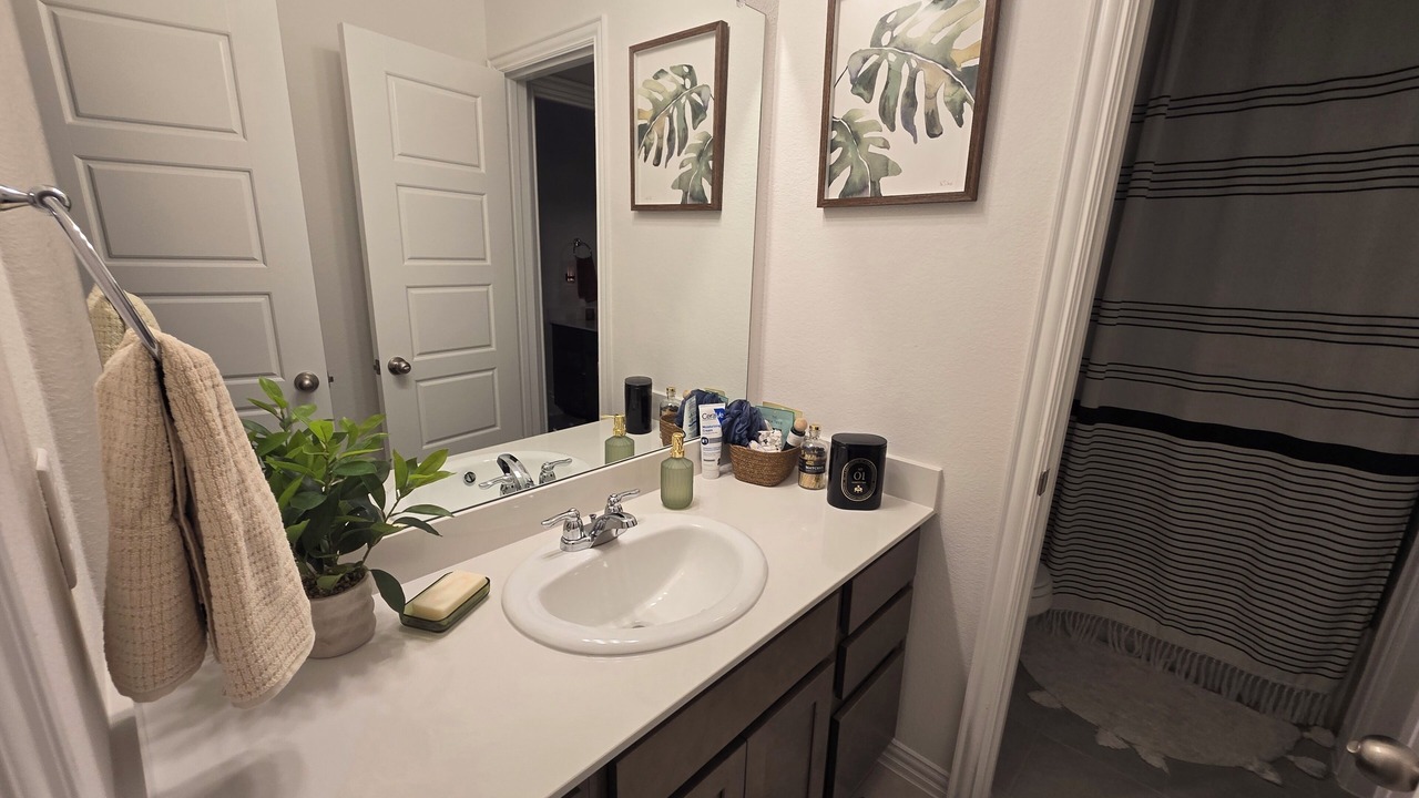 Photo of Bathroom in Justin