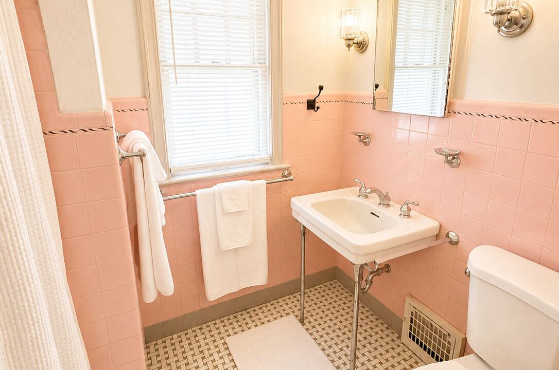 Photo of Bathroom in South Kansas City