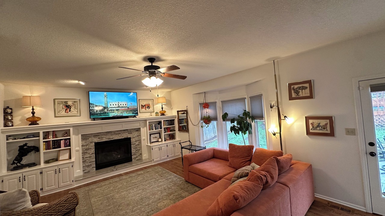 Photo of Livingroom in Independence