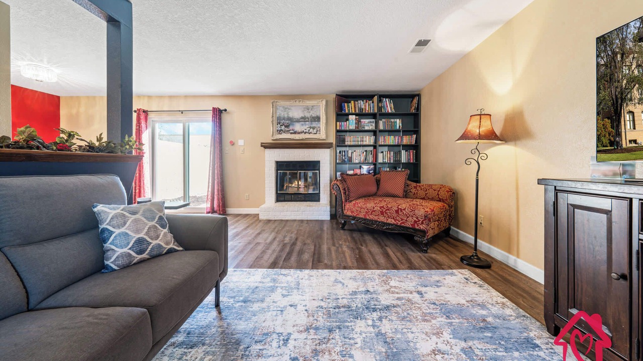 Photo of Livingroom in Loma Del Rey