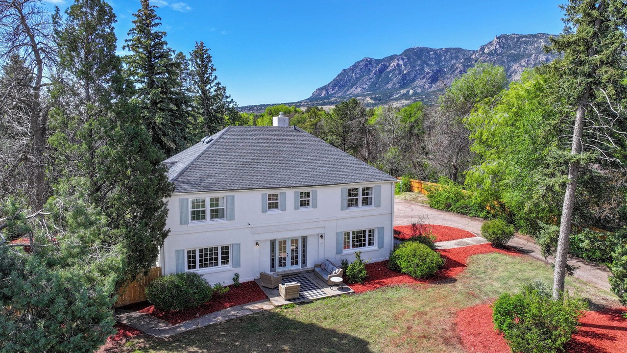 Photo of Outdoor in Broadmoor