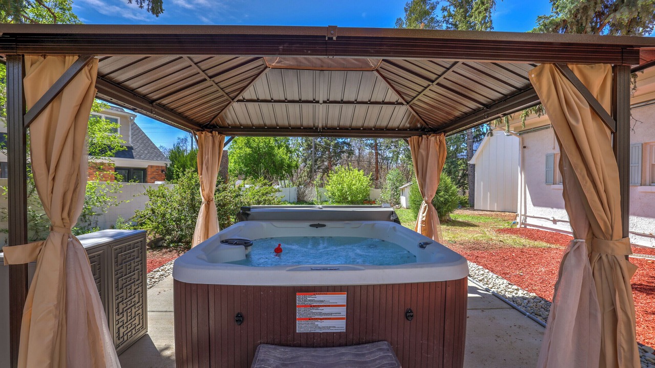 Photo of Outdoor in Broadmoor