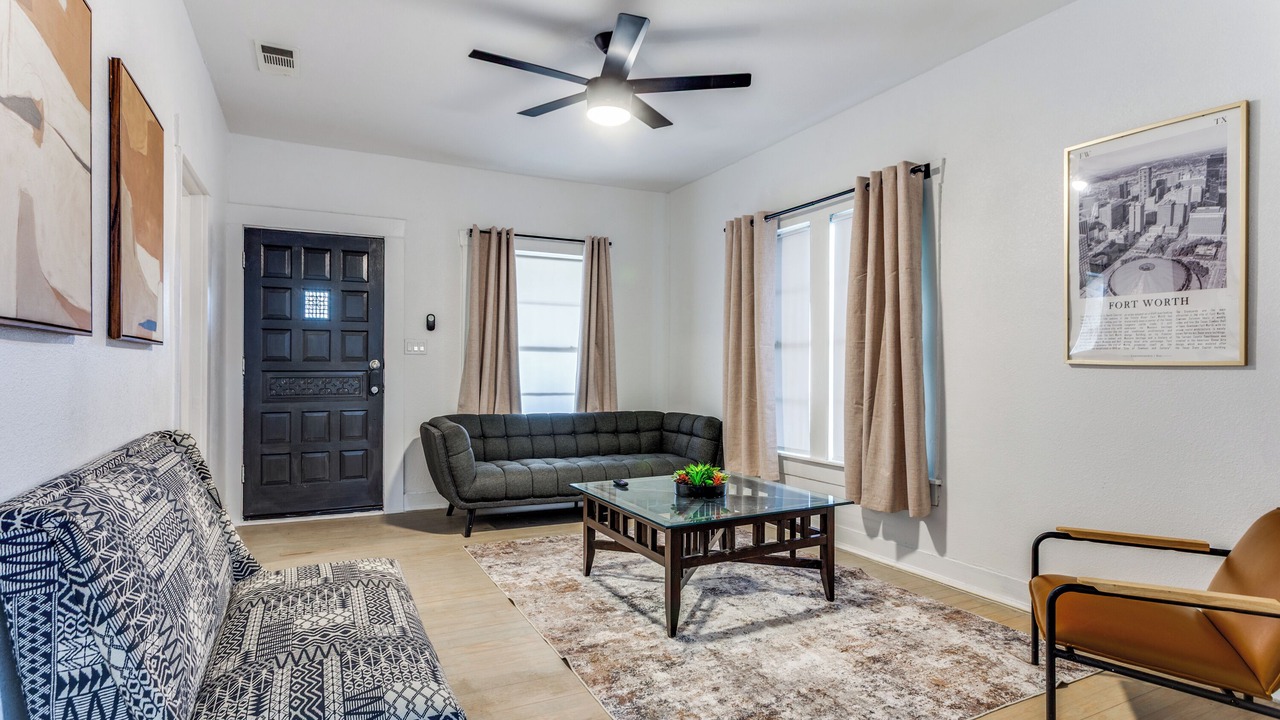 Photo of Livingroom in Fort Worth Cultural District