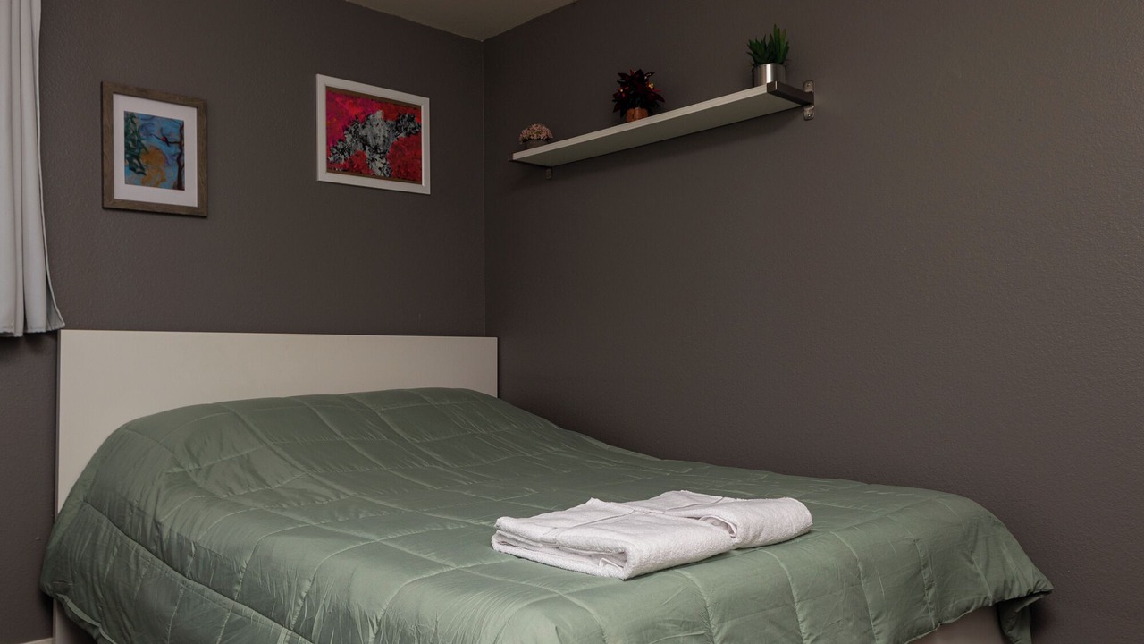 Photo of Bedroom in Englewood