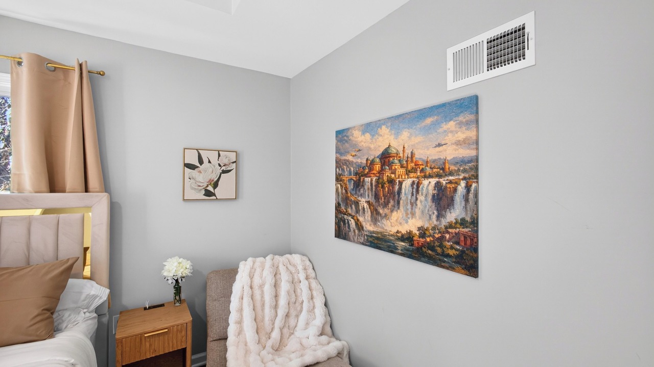 Photo of Bedroom in Independence