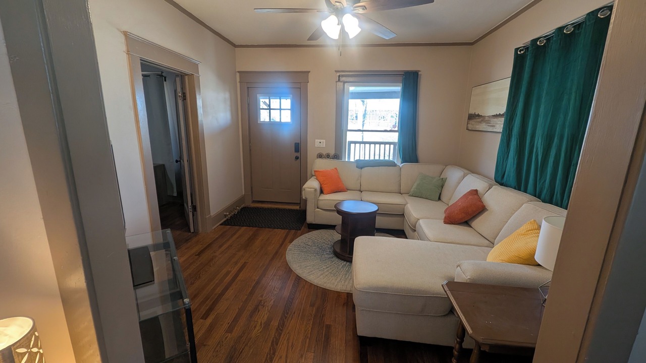 Photo of Livingroom in Kansas City