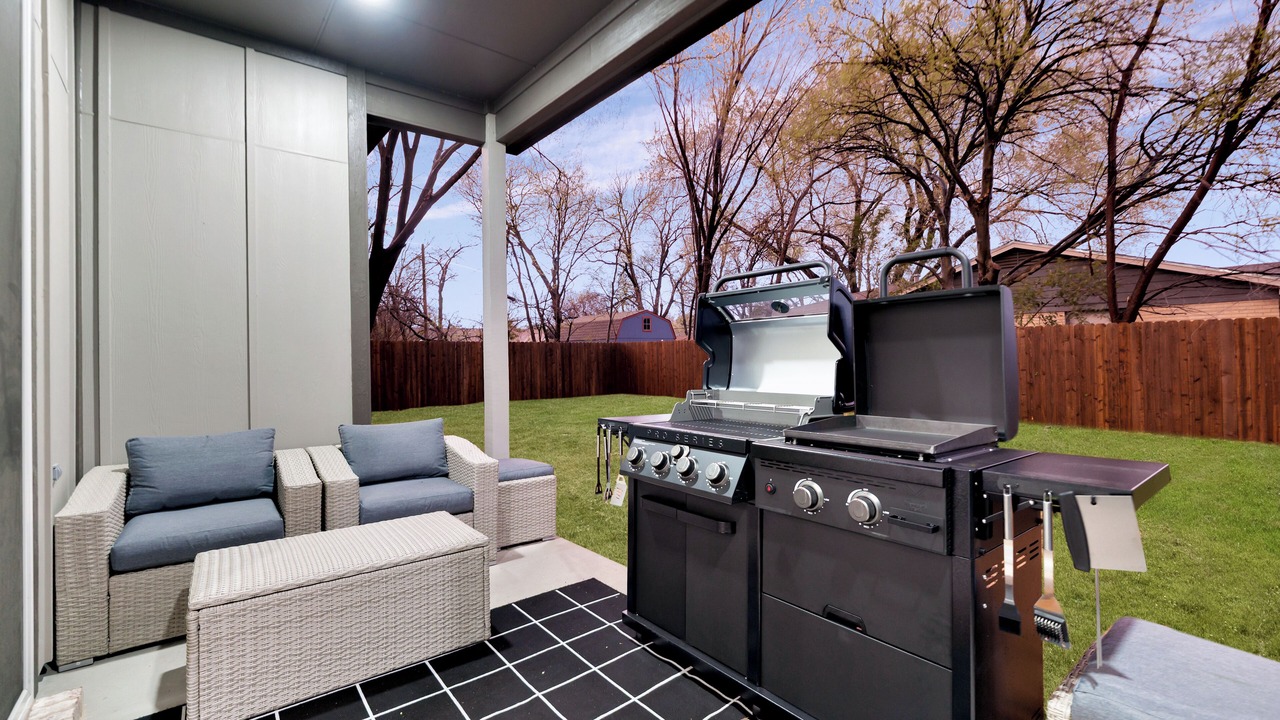 Photo of Patio Balcony in Grand Prairie