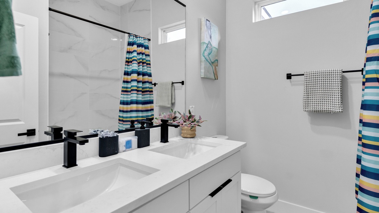 Photo of Bathroom in Grand Prairie