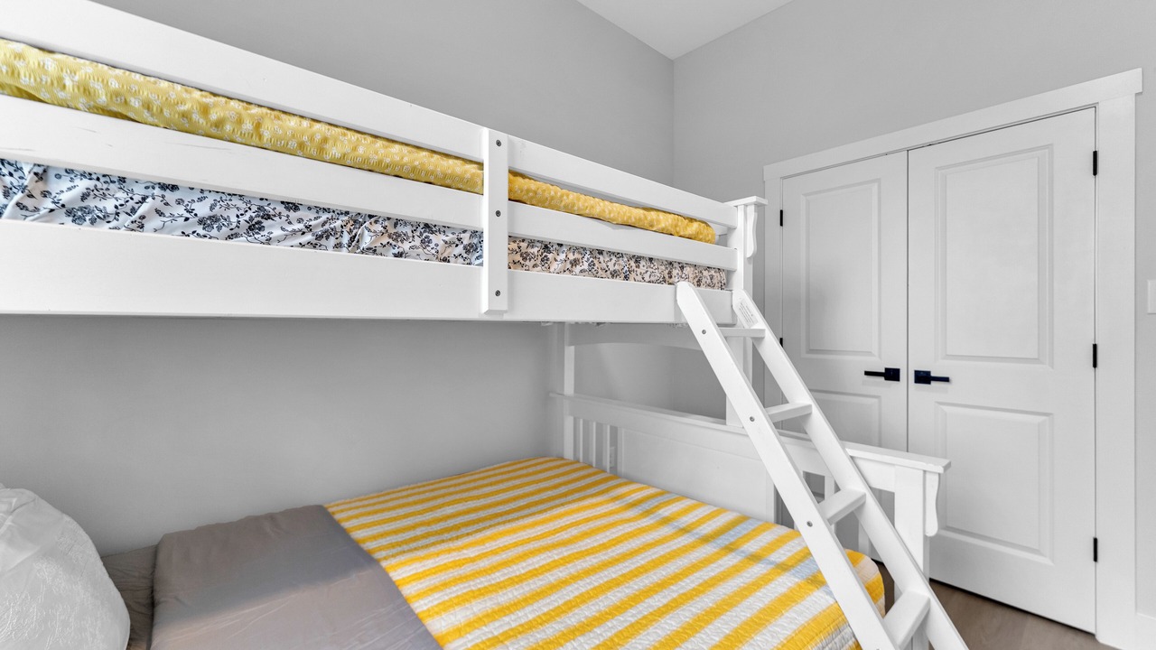 Photo of Bedroom in Grand Prairie