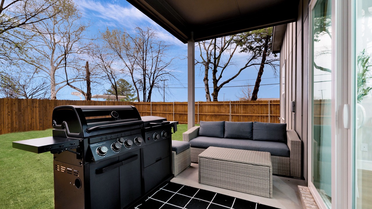 Photo of Patio Balcony in Grand Prairie