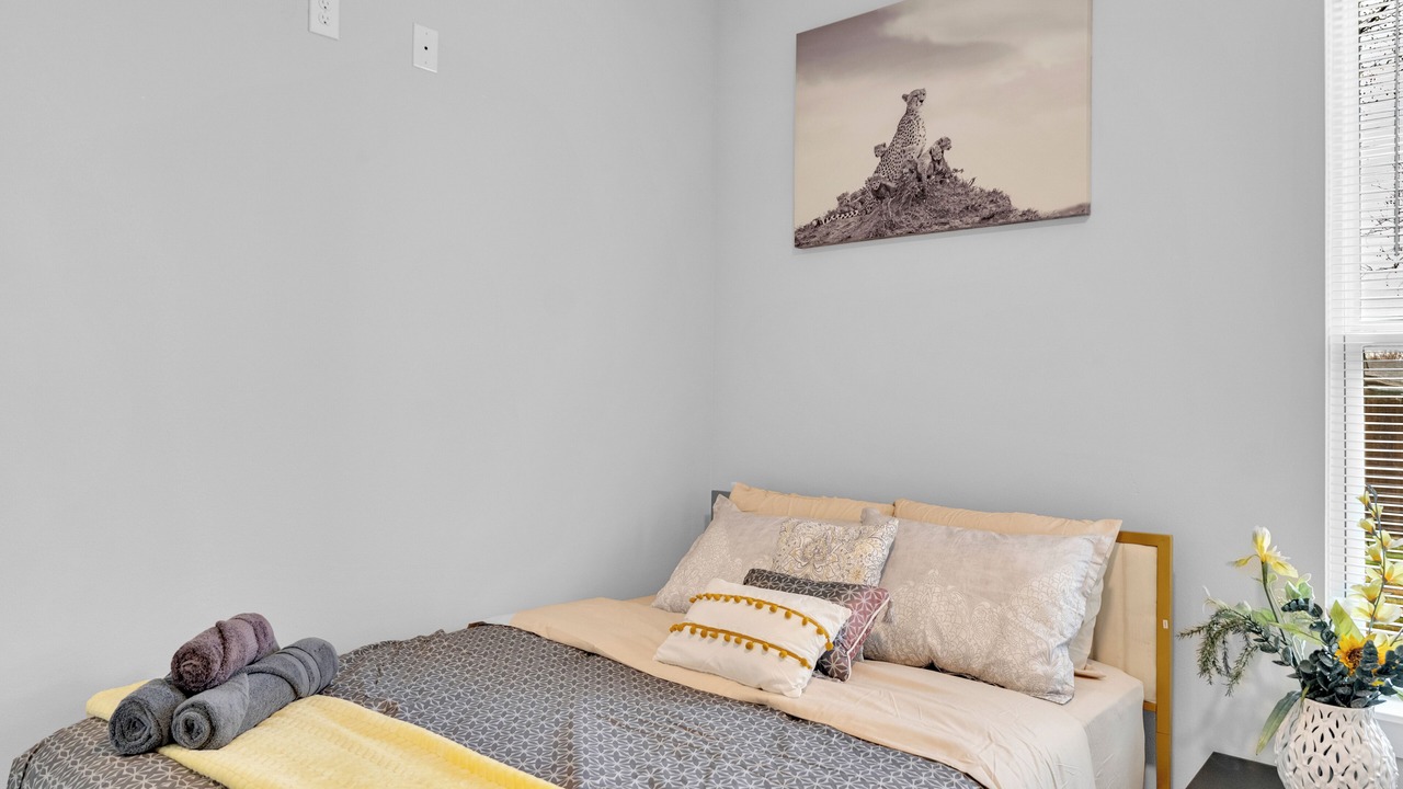 Photo of Bedroom in Grand Prairie