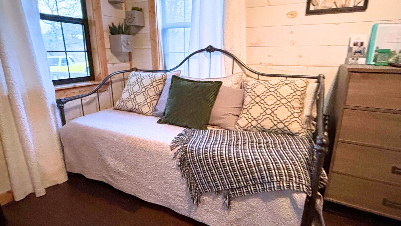 Photo of Bedroom in Paluxy
