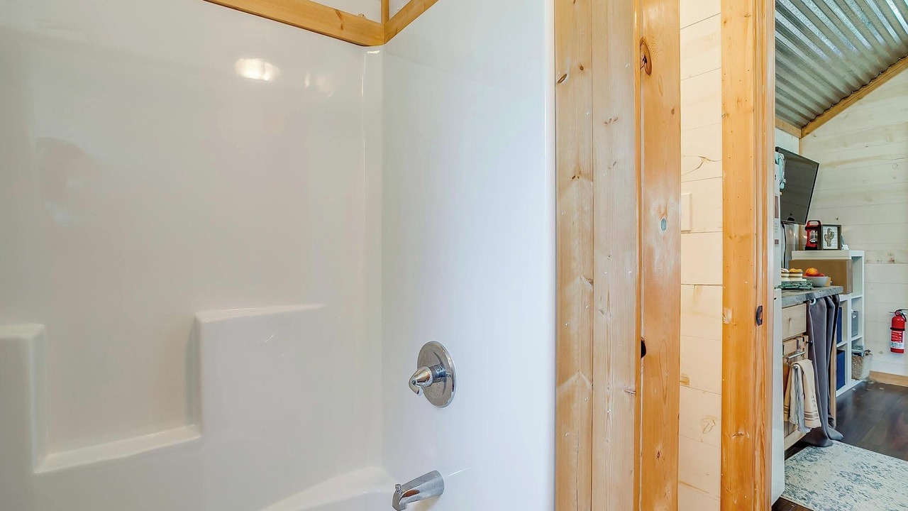 Photo of Bathroom in Paluxy