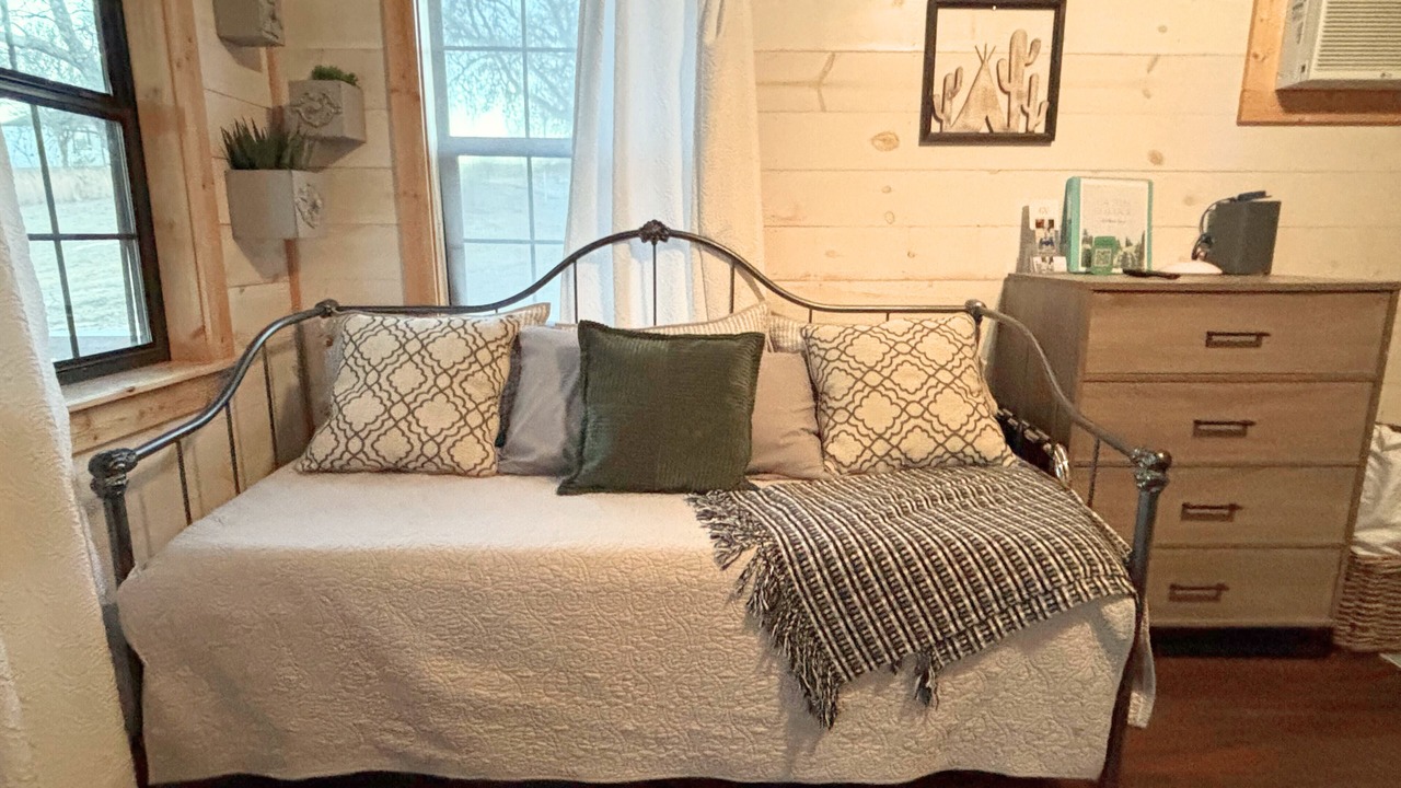 Photo of Bedroom in Paluxy