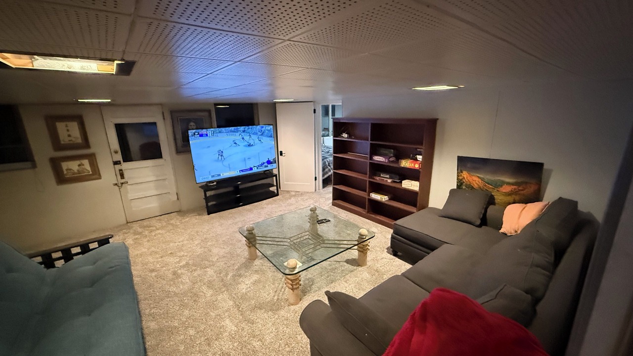 Photo of Livingroom in Broadmoor
