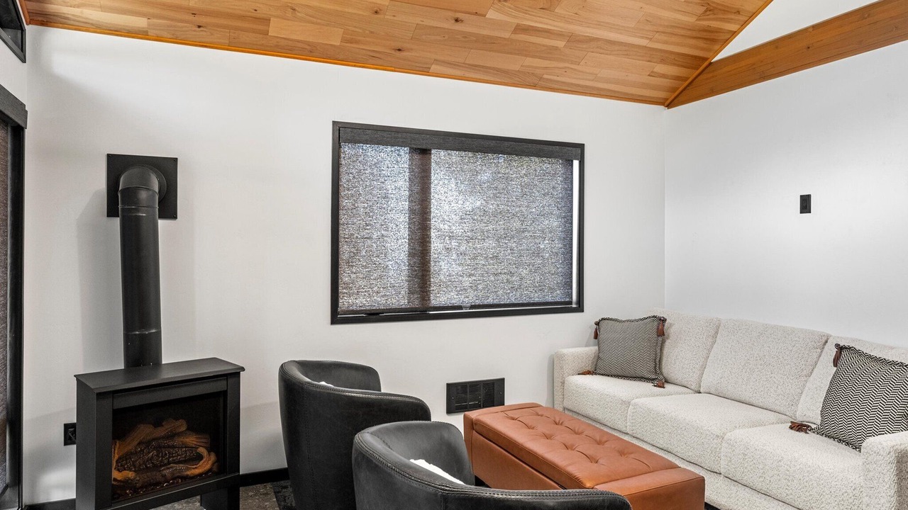 Photo of Livingroom in New Meadows