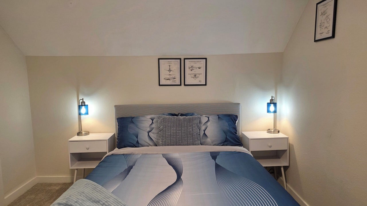 Photo of Bedroom in Haller Lake