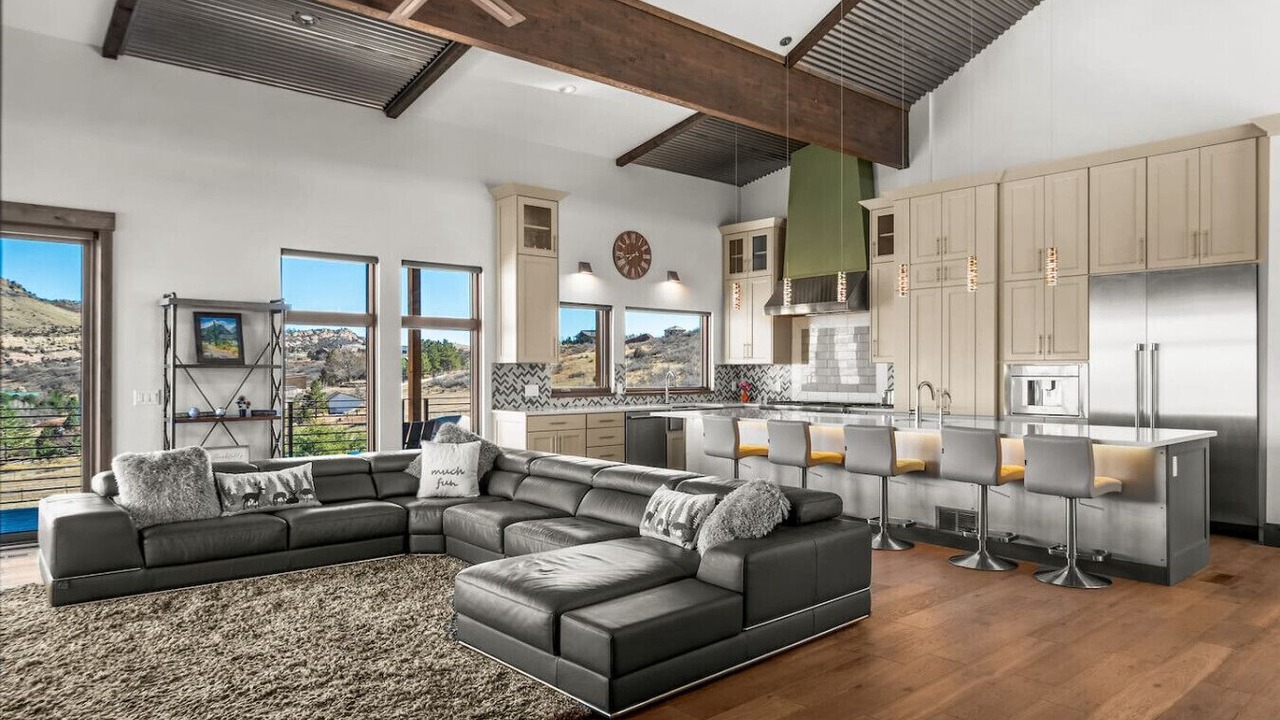 Photo of Livingroom in Littleton