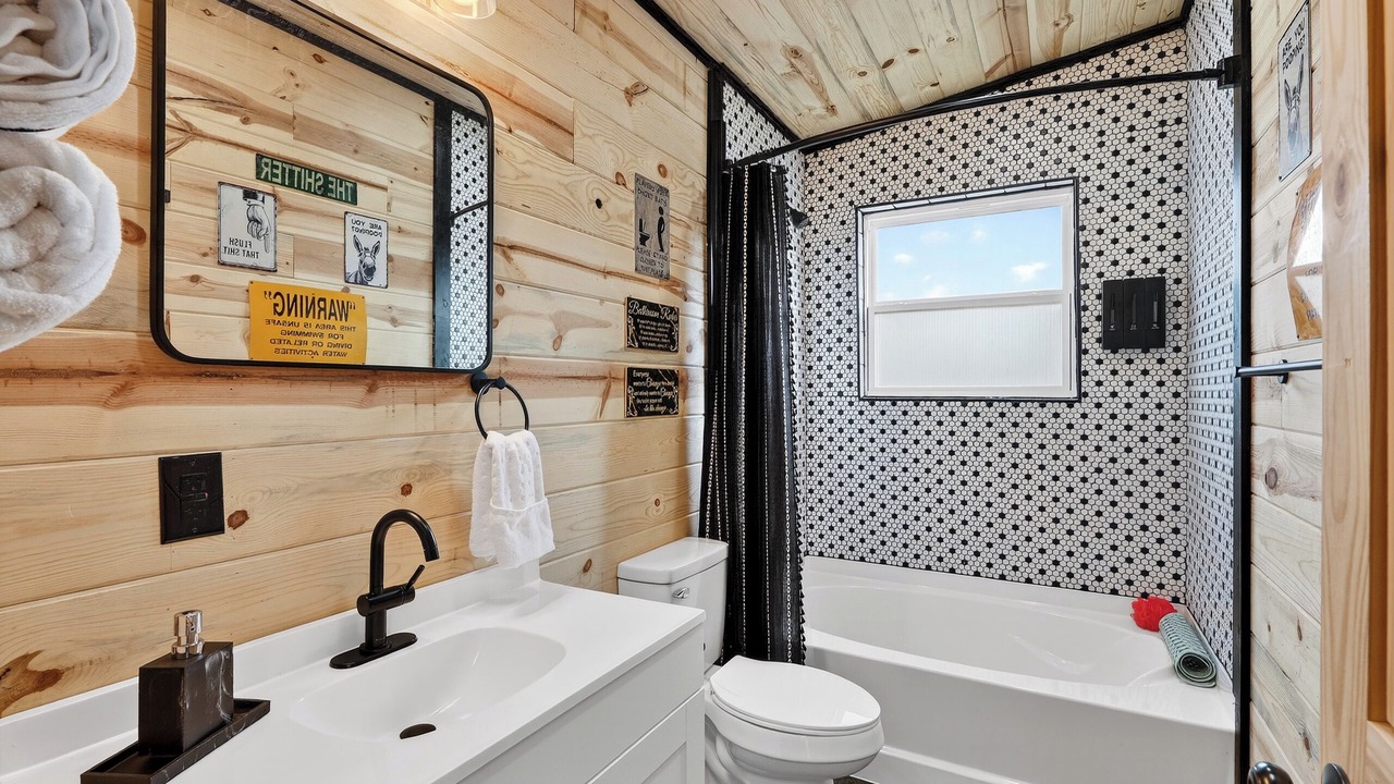 Photo of Bathroom in Talihina
