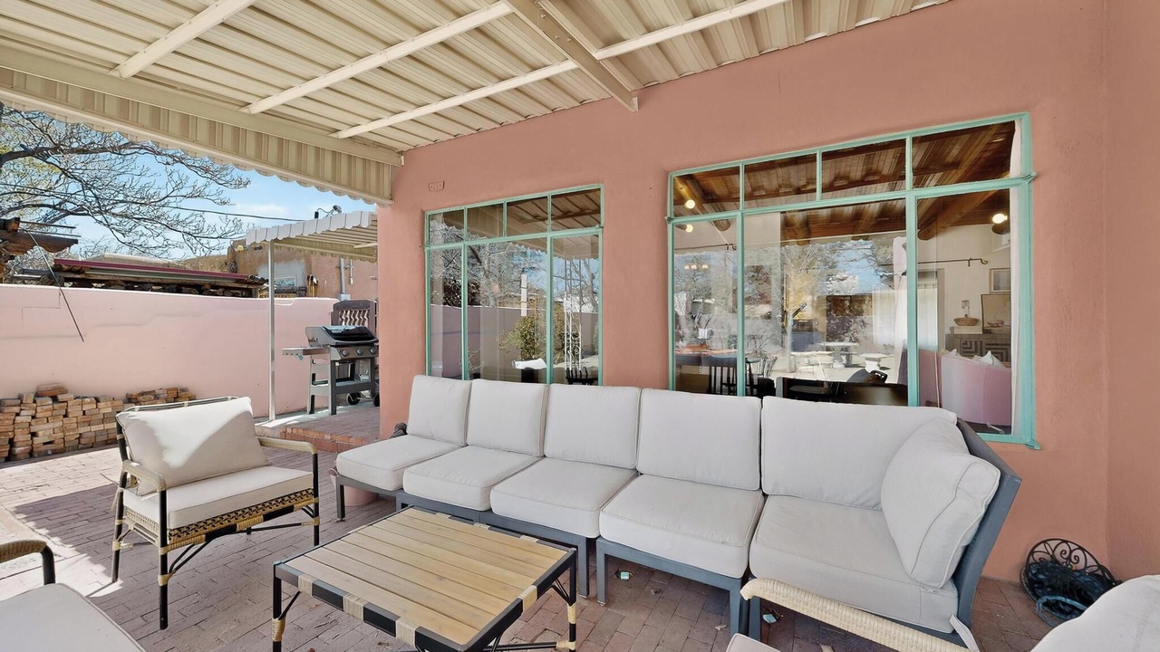 Photo of Outdoor in Raynolds Addition